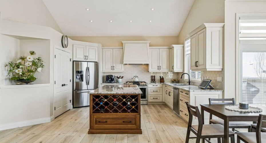 Center Island with win rack