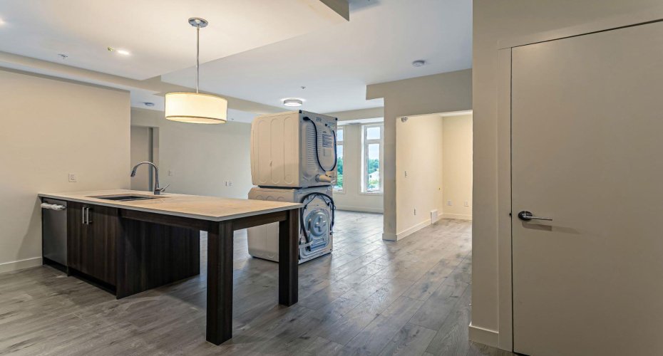 1510 30 Avenue, Calgary, Alberta T2T1P3, ,Multi-family,For Sale,30,A2298407