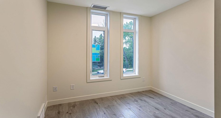 1510 30 Avenue, Calgary, Alberta T2T1P3, ,Multi-family,For Sale,30,A2298407