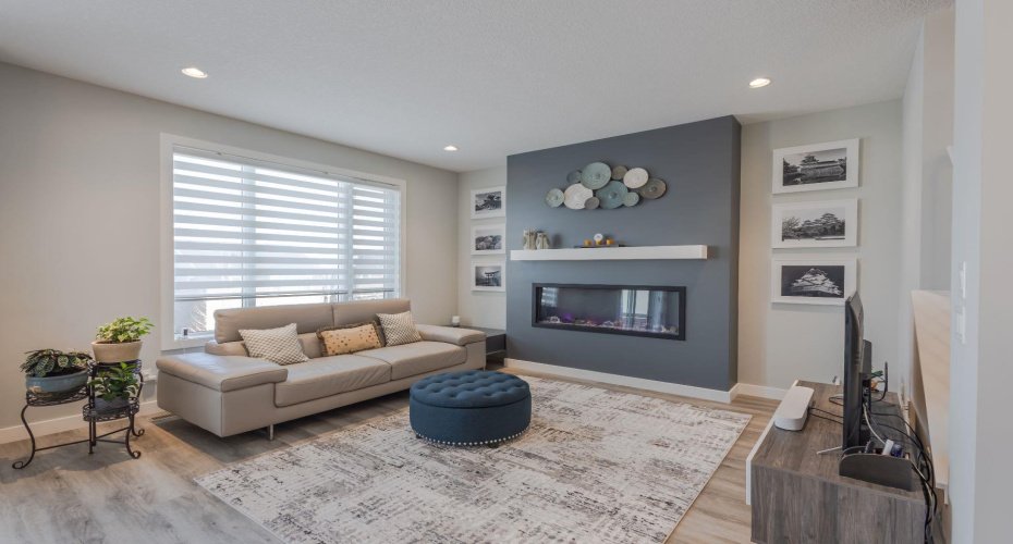 301 Crestmont Drive, Calgary, Alberta T3B6G9, 3 Bedrooms Bedrooms, ,3 BathroomsBathrooms,Residential,For Sale,Crestmont,A2298416