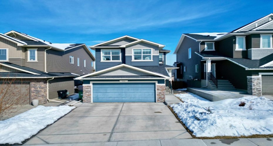 301 Crestmont Drive, Calgary, Alberta T3B6G9, 3 Bedrooms Bedrooms, ,3 BathroomsBathrooms,Residential,For Sale,Crestmont,A2298416