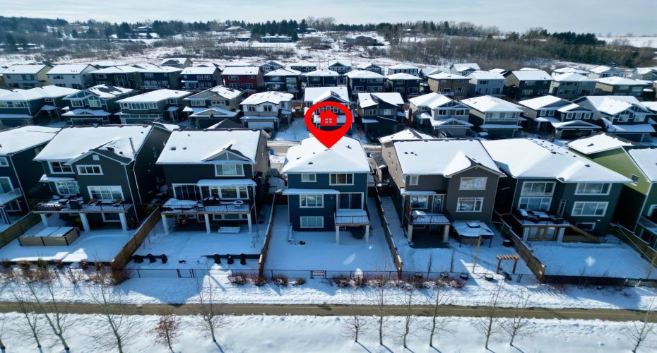 301 Crestmont Drive, Calgary, Alberta T3B6G9, 3 Bedrooms Bedrooms, ,3 BathroomsBathrooms,Residential,For Sale,Crestmont,A2298416