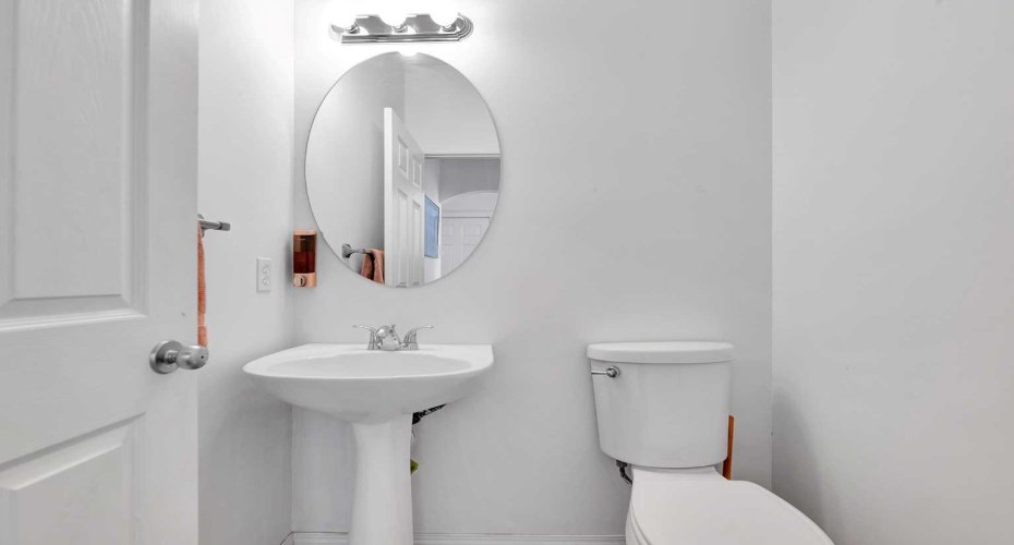 175 Evansmeade Common, Calgary, Alberta T3P 1E8, 3 Bedrooms Bedrooms, ,4 BathroomsBathrooms,Residential,For Sale,Evansmeade,A2298423