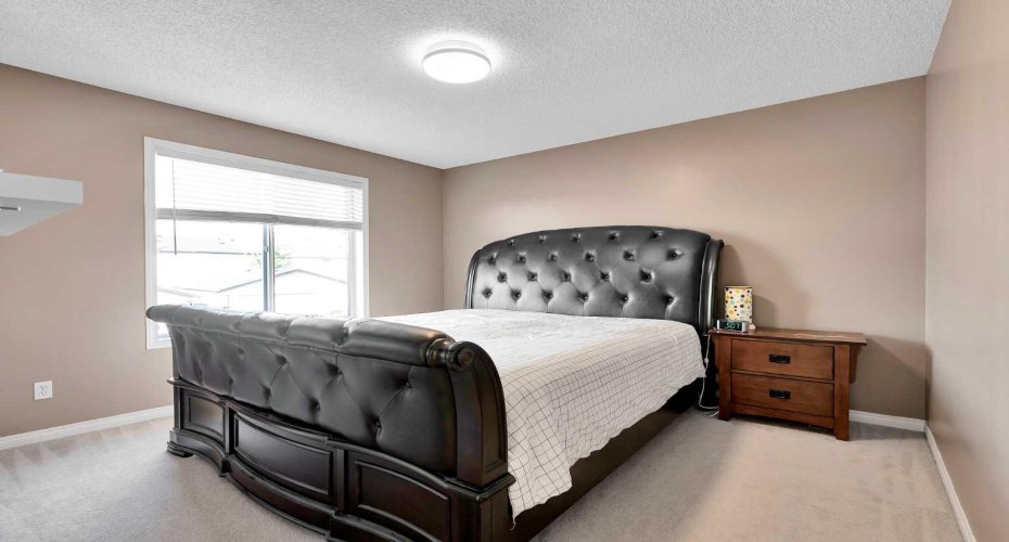 175 Evansmeade Common, Calgary, Alberta T3P 1E8, 3 Bedrooms Bedrooms, ,4 BathroomsBathrooms,Residential,For Sale,Evansmeade,A2298423