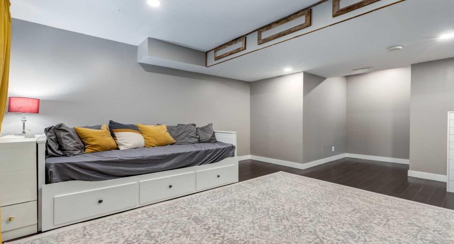 138 Cranberry Place, Calgary, Alberta T3M 0G9, 3 Bedrooms Bedrooms, ,4 BathroomsBathrooms,Residential,For Sale,Cranberry,A2298437