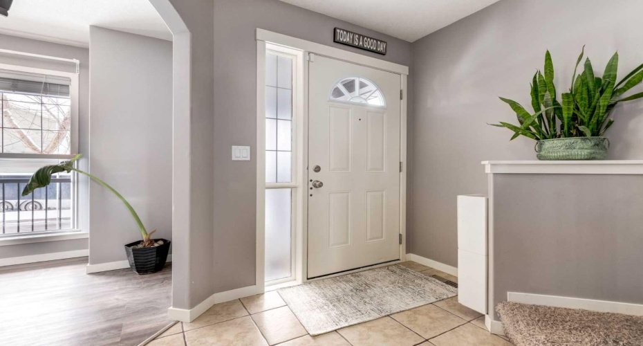 138 Cranberry Place, Calgary, Alberta T3M 0G9, 3 Bedrooms Bedrooms, ,4 BathroomsBathrooms,Residential,For Sale,Cranberry,A2298437