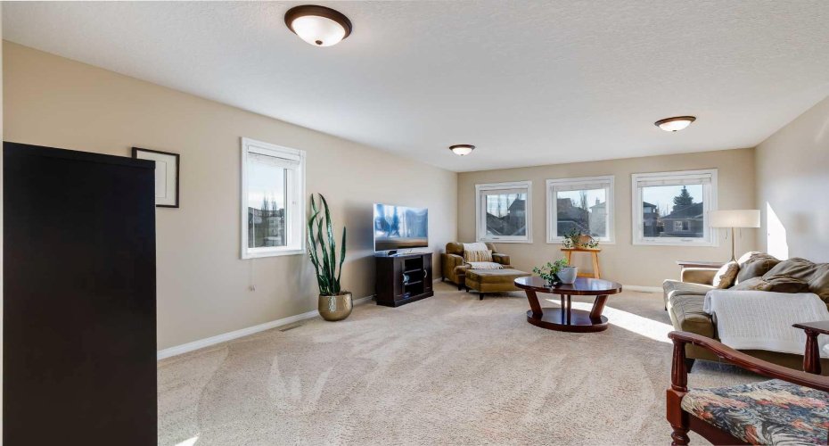 78 Evercreek Bluffs Road, Calgary, Alberta T2Y 4P2, 4 Bedrooms Bedrooms, ,4 BathroomsBathrooms,Residential,For Sale,Evercreek Bluffs,A2291591