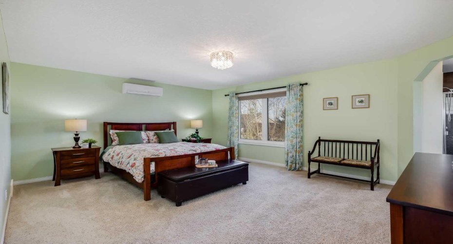 78 Evercreek Bluffs Road, Calgary, Alberta T2Y 4P2, 4 Bedrooms Bedrooms, ,4 BathroomsBathrooms,Residential,For Sale,Evercreek Bluffs,A2291591