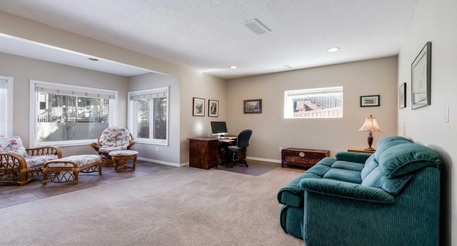 78 Evercreek Bluffs Road, Calgary, Alberta T2Y 4P2, 4 Bedrooms Bedrooms, ,4 BathroomsBathrooms,Residential,For Sale,Evercreek Bluffs,A2291591