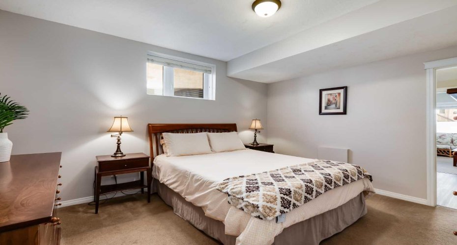 78 Evercreek Bluffs Road, Calgary, Alberta T2Y 4P2, 4 Bedrooms Bedrooms, ,4 BathroomsBathrooms,Residential,For Sale,Evercreek Bluffs,A2291591