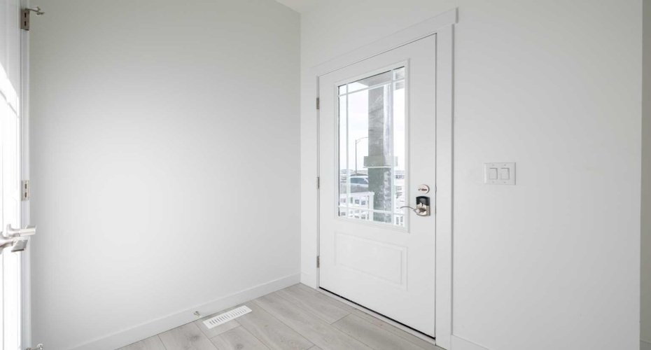 450 Heartland Way, Cochrane, Alberta T4C 3L7, 3 Bedrooms Bedrooms, ,3 BathroomsBathrooms,Residential,For Sale,Heartland,A2298446