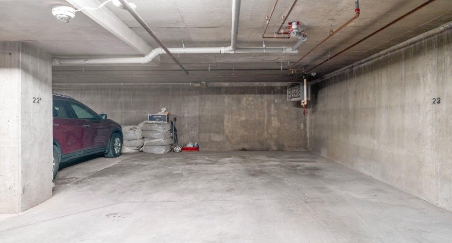 16 Country Village Bay, Calgary, Alberta T3K 5Y9, 1 Bedroom Bedrooms, ,1 BathroomBathrooms,Residential,For Sale,Country Village,A2298447