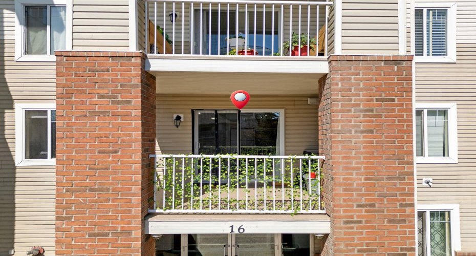 16 Country Village Bay, Calgary, Alberta T3K 5Y9, 1 Bedroom Bedrooms, ,1 BathroomBathrooms,Residential,For Sale,Country Village,A2298447