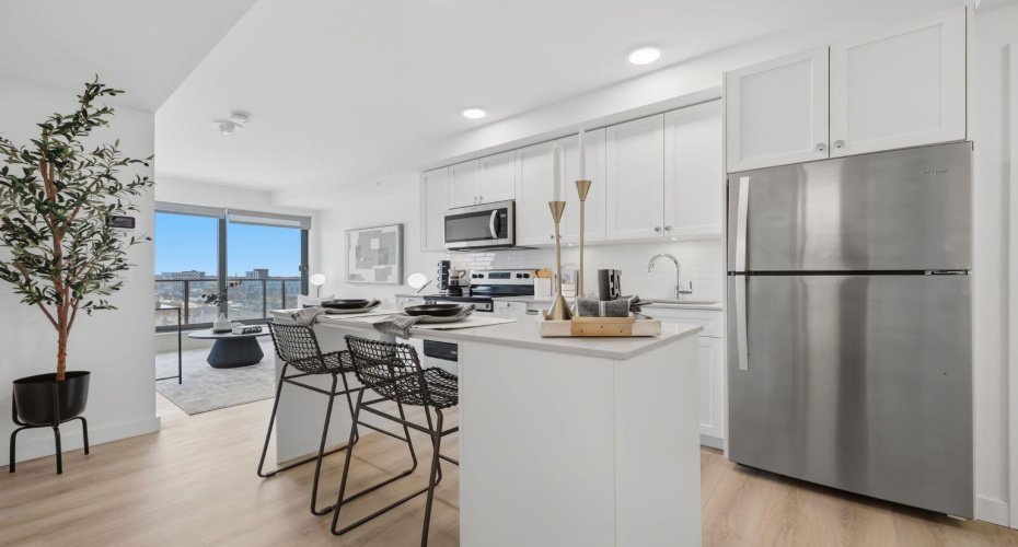 123 4 Street, Calgary, Alberta T2E 8K3, 1 Bedroom Bedrooms, ,1 BathroomBathrooms,Residential,For Sale,4,A2292234