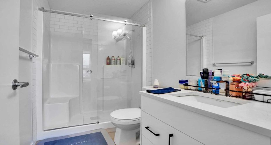 550 Belmont Street, Calgary, Alberta T2X 5Y9, 2 Bedrooms Bedrooms, ,2 BathroomsBathrooms,Residential,For Sale,Belmont,A2292339