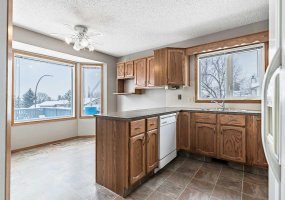 104 Macewan Meadow Way, Calgary, Alberta T3K 3H8, 4 Bedrooms Bedrooms, ,3 BathroomsBathrooms,Residential,For Sale,Macewan Meadow,A2293735