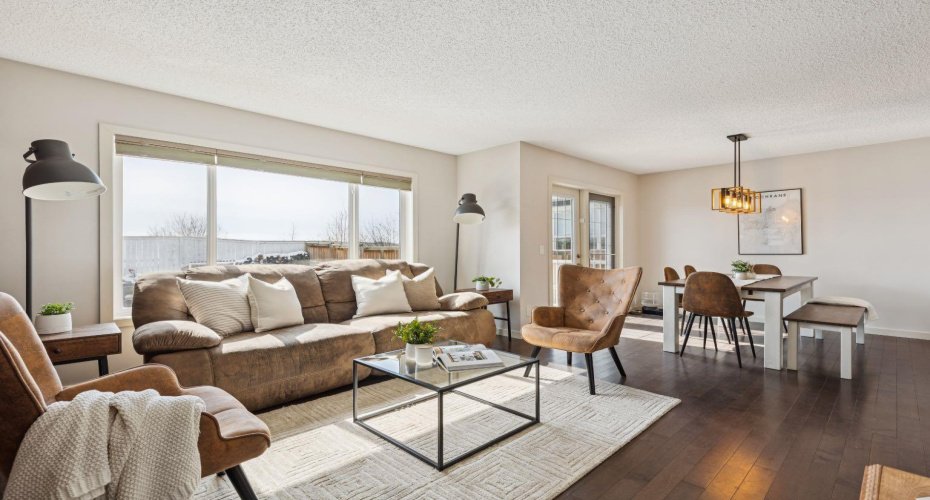 298 River Heights Crescent, Cochrane, Alberta T4C 0V2, 5 Bedrooms Bedrooms, ,3 BathroomsBathrooms,Residential,For Sale,River Heights,A2293738