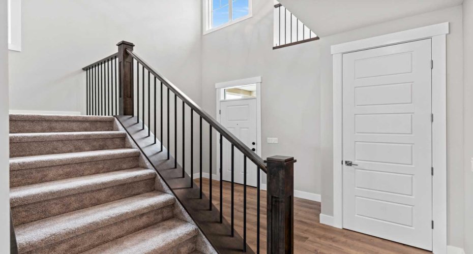 160 Vantage Drive, Cochrane, Alberta T4C 3G3, 5 Bedrooms Bedrooms, ,4 BathroomsBathrooms,Residential,For Sale,Vantage,A2294791