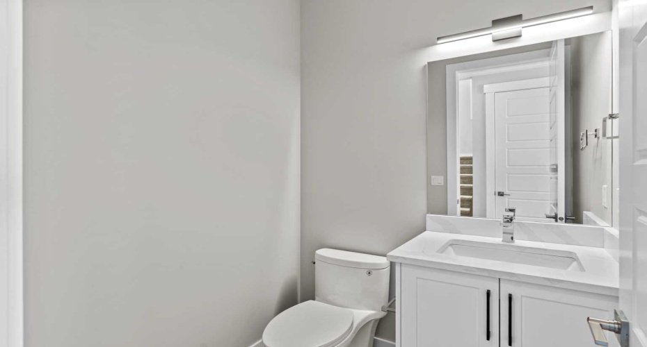 160 Vantage Drive, Cochrane, Alberta T4C 3G3, 5 Bedrooms Bedrooms, ,4 BathroomsBathrooms,Residential,For Sale,Vantage,A2294791