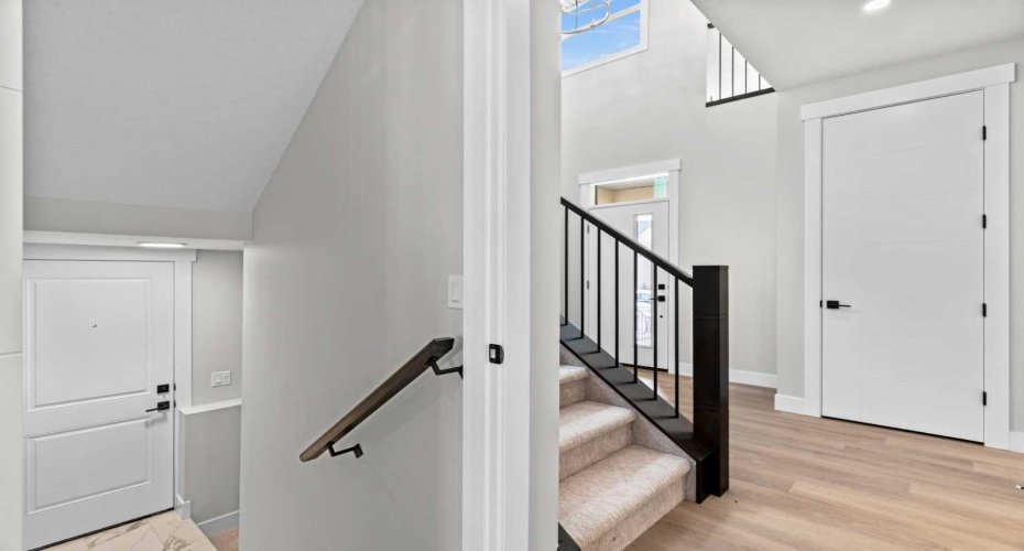 157 Vantage Drive, Cochrane, Alberta T4C 3G3, 5 Bedrooms Bedrooms, ,4 BathroomsBathrooms,Residential,For Sale,Vantage,A2294793