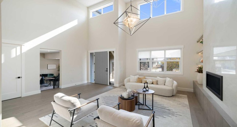 17 Sunvalley View, Cochrane, Alberta T4C 0X8, 4 Bedrooms Bedrooms, ,4 BathroomsBathrooms,Residential,For Sale,Sunvalley,A2294795