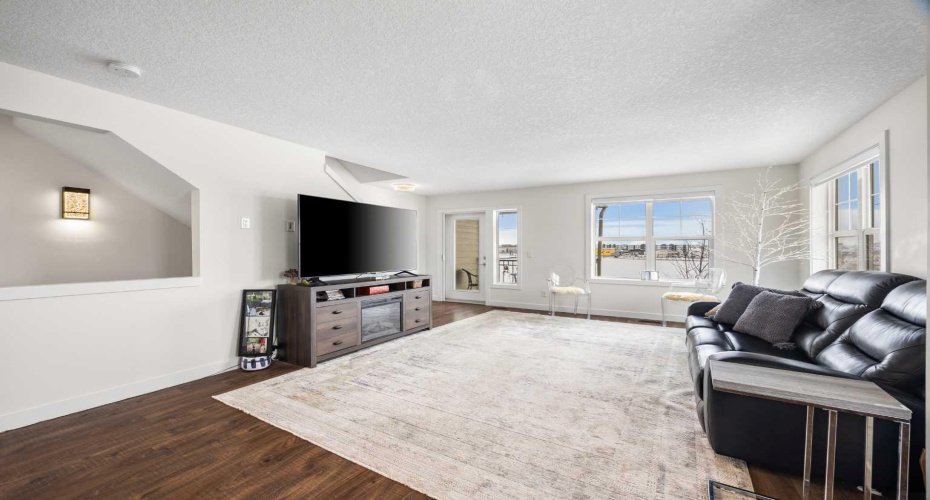 111 Evanscrest Gardens, Calgary, Alberta T3P 0S1, 3 Bedrooms Bedrooms, ,3 BathroomsBathrooms,Residential,For Sale,Evanscrest,A2298030