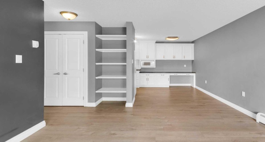 1602 11 Avenue, Calgary, Alberta T3C 0N2, 2 Bedrooms Bedrooms, ,1 BathroomBathrooms,Residential,For Sale,11,A2298083