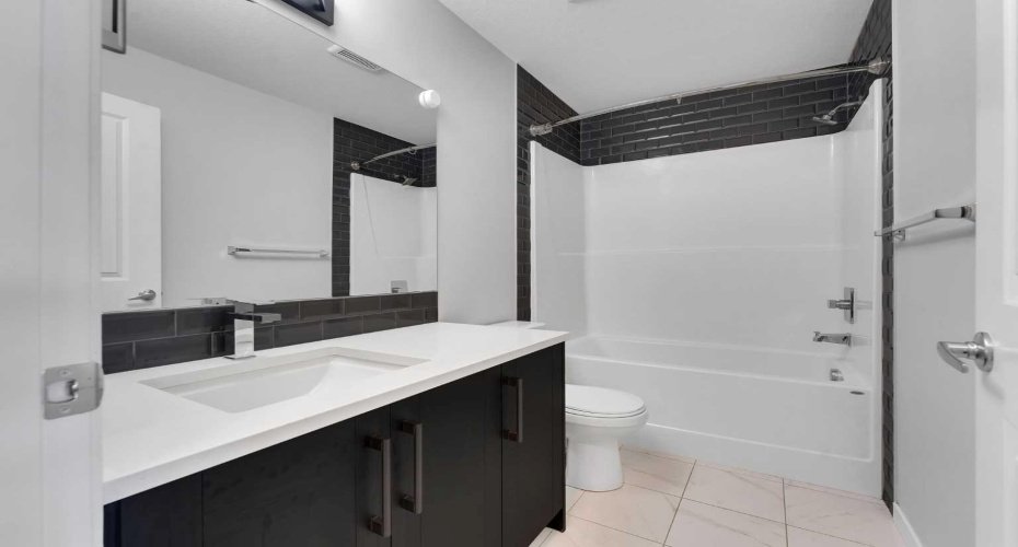 19489 Main Street, Calgary, Alberta T3M 3J3, 2 Bedrooms Bedrooms, ,1 BathroomBathrooms,Residential,For Sale,Main,A2298173