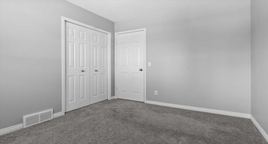 3101 39 Street, Calgary, Alberta T3E 3G9, 3 Bedrooms Bedrooms, ,3 BathroomsBathrooms,Residential,For Sale,39,A2298201
