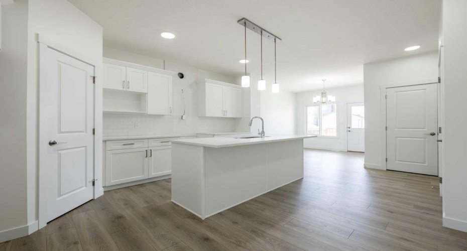 46 Andalusian Road, Cochrane, Alberta T4C 3B7, 3 Bedrooms Bedrooms, ,3 BathroomsBathrooms,Residential,For Sale,Andalusian,A2298277