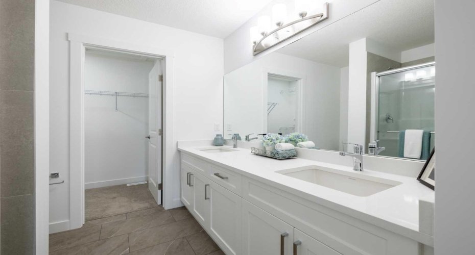 48 Andalusian Road, Cochrane, Alberta T4C 3B7, 3 Bedrooms Bedrooms, ,3 BathroomsBathrooms,Residential,For Sale,Andalusian,A2298280