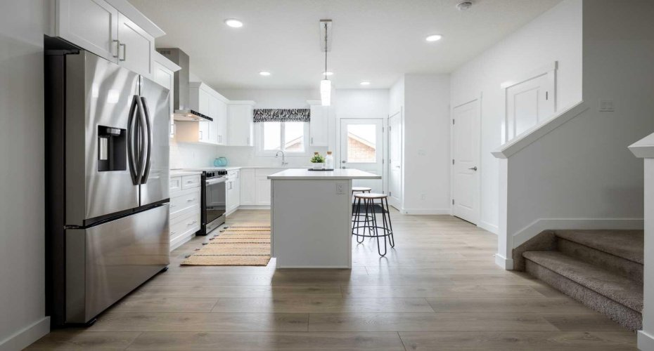 48 Andalusian Road, Cochrane, Alberta T4C 3B7, 3 Bedrooms Bedrooms, ,3 BathroomsBathrooms,Residential,For Sale,Andalusian,A2298280