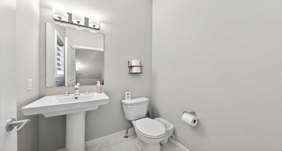 48 Carringvue Street, Calgary, Alberta T3P 1L7, 5 Bedrooms Bedrooms, ,5 BathroomsBathrooms,Residential,For Sale,Carringvue,A2298363