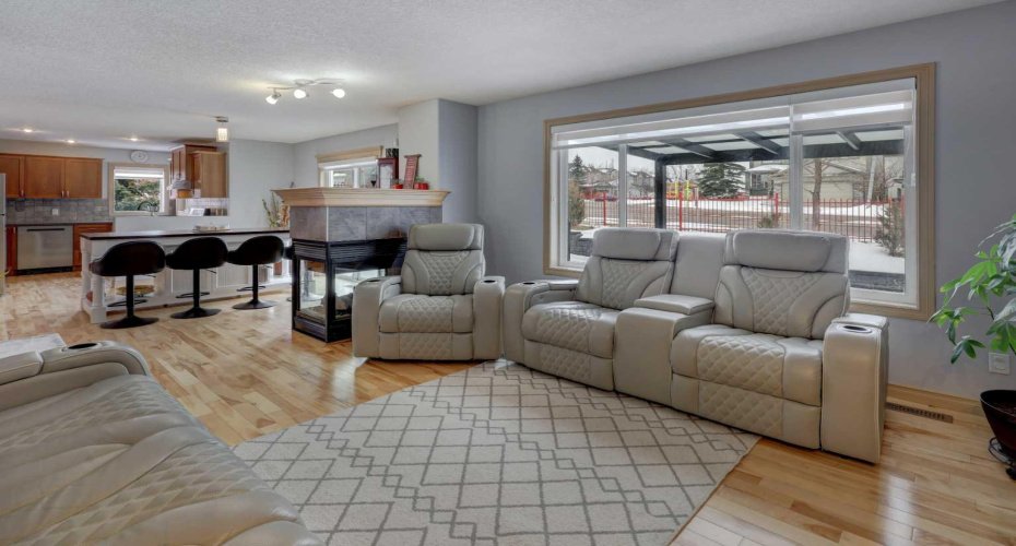 115 Rockledge Terrace, Calgary, Alberta T3G5R9, 4 Bedrooms Bedrooms, ,4 BathroomsBathrooms,Residential,For Sale,Rockledge,A2298516