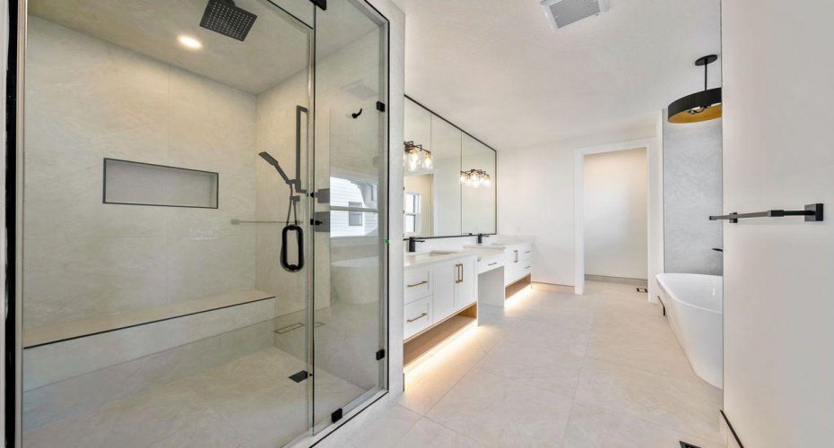 Large master shower