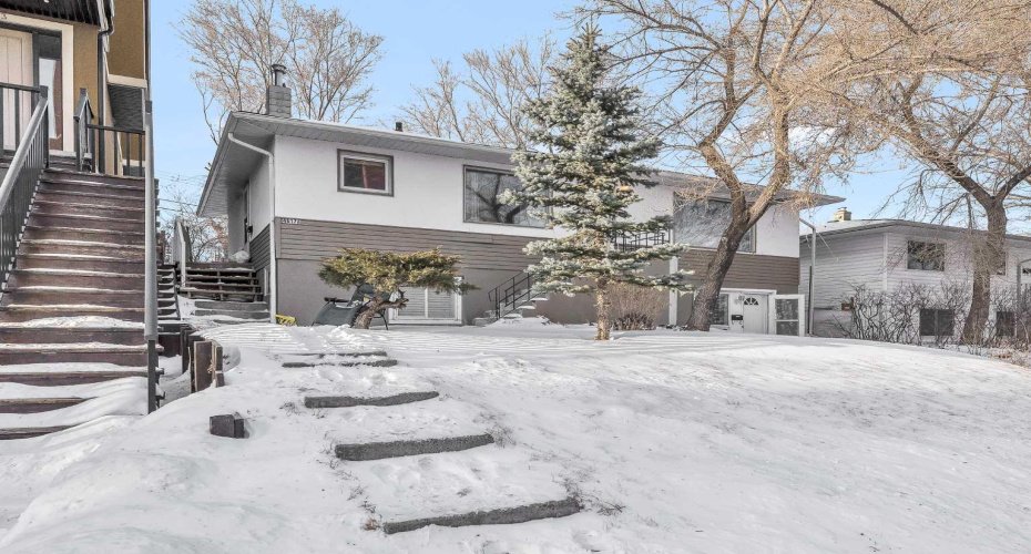 4617 Stanley Road, Calgary, Alberta T2S 2R1, 4 Bedrooms Bedrooms, ,2 BathroomsBathrooms,Residential,For Sale,Stanley,A2298778