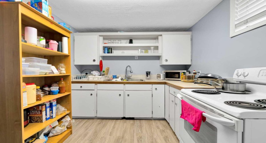4617 Stanley Road, Calgary, Alberta T2S 2R1, 4 Bedrooms Bedrooms, ,2 BathroomsBathrooms,Residential,For Sale,Stanley,A2298778
