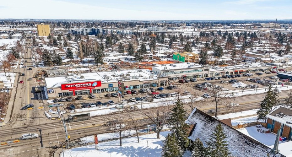1027 75 Avenue, Calgary, Alberta T2V0S7, 4 Bedrooms Bedrooms, ,5 BathroomsBathrooms,Residential,For Sale,75,A2298788