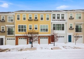 214 Nolanfield Villas, Calgary, Alberta T3R 0T9, 2 Bedrooms Bedrooms, ,3 BathroomsBathrooms,Residential,For Sale,Nolanfield,A2290432