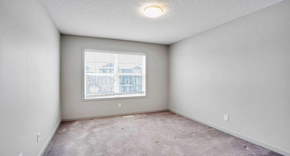 422 Legacy Village Way, Calgary, Alberta T2X 0Y8, 3 Bedrooms Bedrooms, ,3 BathroomsBathrooms,Residential,For Sale,Legacy Village,A2298005