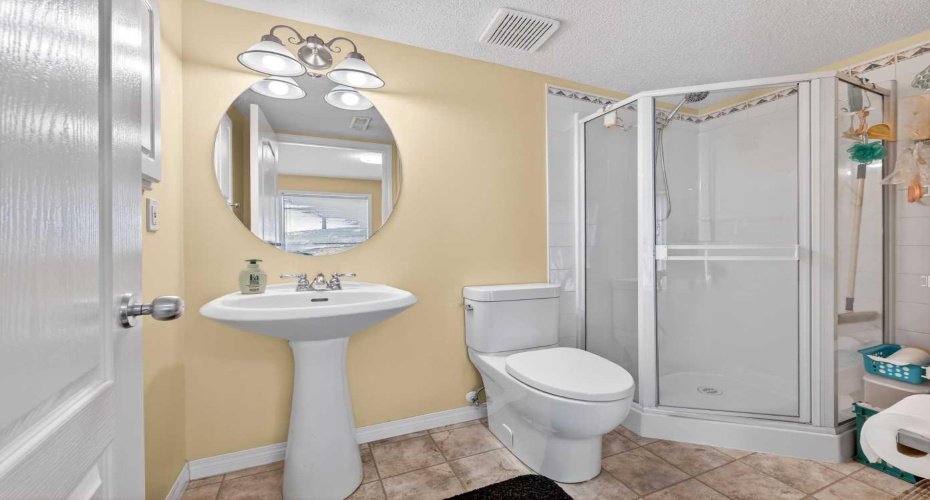71 Country Hills Gardens, Calgary, Alberta T3K5G1, 2 Bedrooms Bedrooms, ,4 BathroomsBathrooms,Residential,For Sale,Country Hills,A2298419