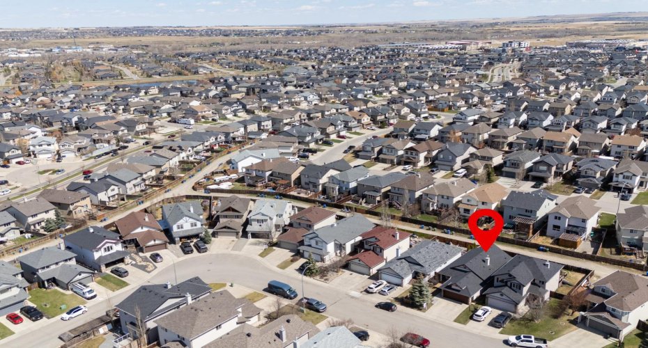 145 Cimarron Grove Circle, Okotoks, Alberta T1S 2M1, 3 Bedrooms Bedrooms, ,2 BathroomsBathrooms,Residential,For Sale,Cimarron Grove,A2297989