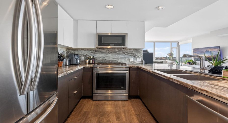 510 6 Avenue, Calgary, Alberta T2G 1L7, 2 Bedrooms Bedrooms, ,2 BathroomsBathrooms,Residential,For Sale,6,A2298068