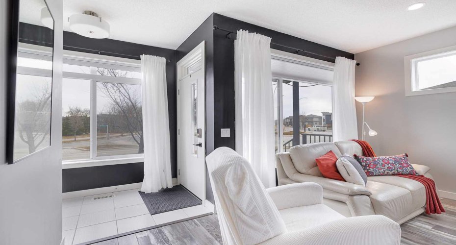 134 Walgrove Drive, Calgary, Alberta T2X 2H6, 4 Bedrooms Bedrooms, ,3 BathroomsBathrooms,Residential,For Sale,Walgrove,A2298427