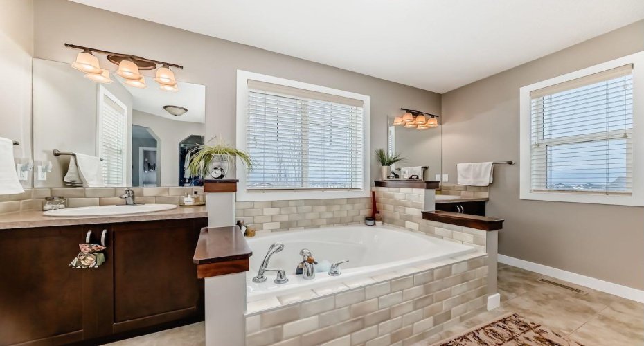 Ensuite