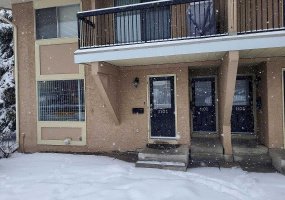 2200 Woodview Drive, Calgary, Alberta T2W 3N6, 2 Bedrooms Bedrooms, ,1 BathroomBathrooms,Residential,For Sale,Woodview,A2298664