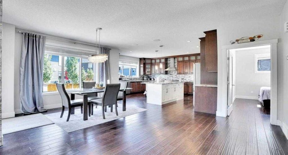 172 Kinniburgh Way, Chestermere, Alberta T1X 0R8, 6 Bedrooms Bedrooms, ,4 BathroomsBathrooms,Residential,For Sale,Kinniburgh,A2298667