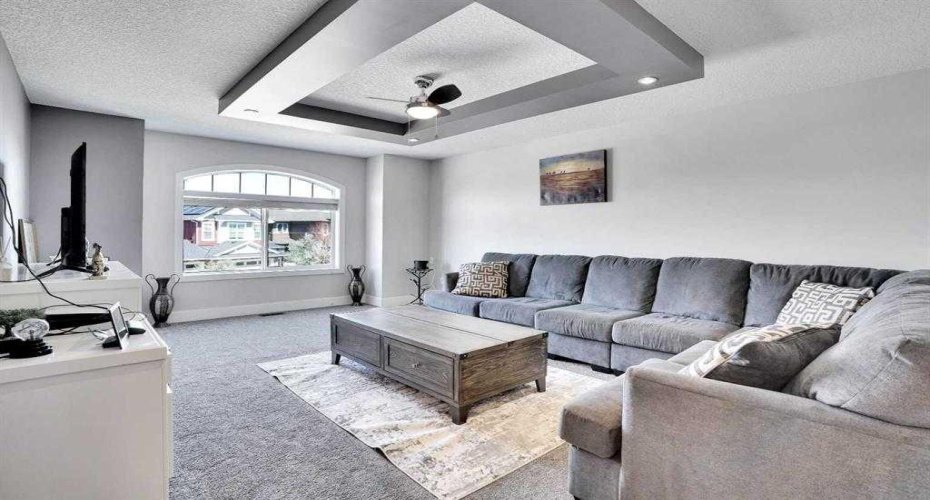 172 Kinniburgh Way, Chestermere, Alberta T1X 0R8, 6 Bedrooms Bedrooms, ,4 BathroomsBathrooms,Residential,For Sale,Kinniburgh,A2298667