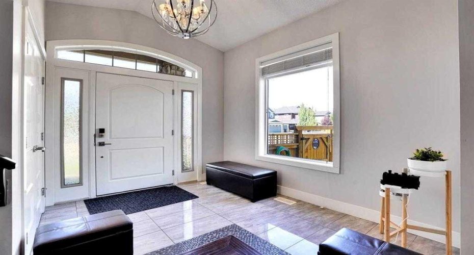 172 Kinniburgh Way, Chestermere, Alberta T1X 0R8, 6 Bedrooms Bedrooms, ,4 BathroomsBathrooms,Residential,For Sale,Kinniburgh,A2298667