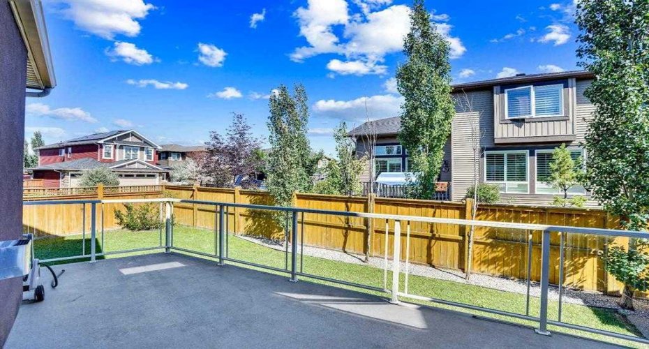 172 Kinniburgh Way, Chestermere, Alberta T1X 0R8, 6 Bedrooms Bedrooms, ,4 BathroomsBathrooms,Residential,For Sale,Kinniburgh,A2298667